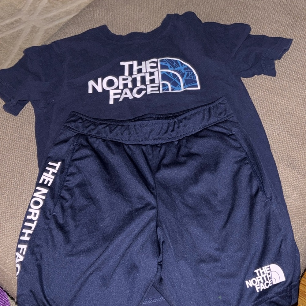North face 2 piece set
